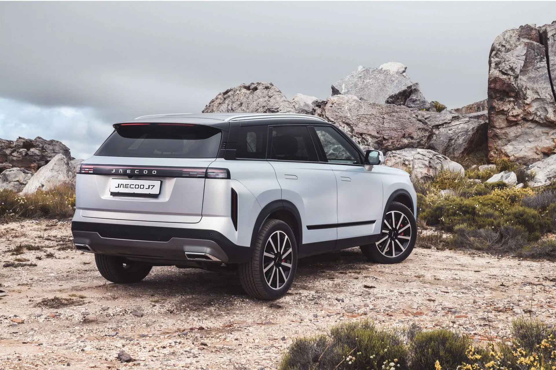 Intelligent all-wheel drive